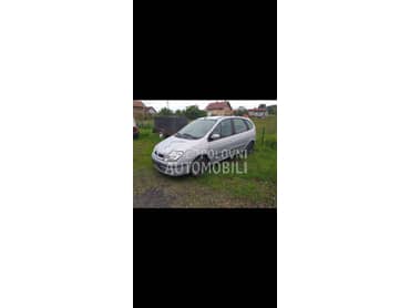 krilo za Renault Scenic od 2000. do 2003. god.