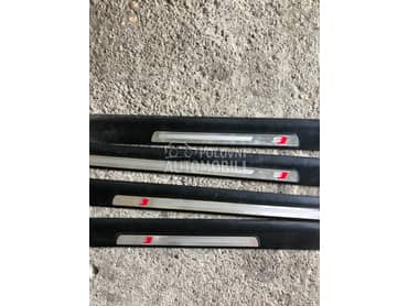 S line lajsne po pragovima za Audi A6 Allroad od 2004. do 2011. god.