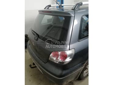 Blatobran i krilo za Mitsubishi Outlander od 2003. do 2006. god.