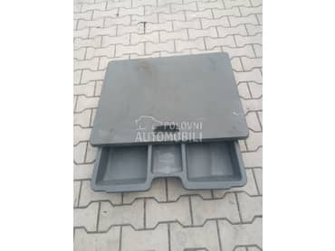 poloca gepeka donja za Hyundai Santa Fe od 2001. do 2006. god.