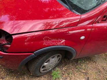 Krilo krila levo desno Z573 za Opel Corsa C