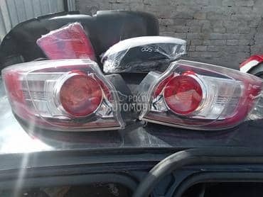 stop svetla za Mazda 3