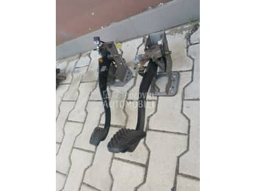 pedale za Hyundai Santa Fe od 2001. do 2006. god.