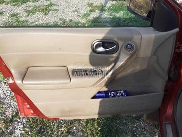 Polu kozni enterijer za Renault Megane