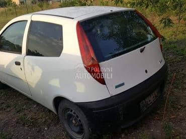 Fiat Punto -  kompletan auto u delovima