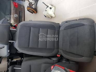 enterijer za Volkswagen Touran od 2010. do 2016. god.