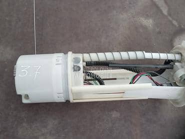 pumpa goriva  3,7 za Jeep Cherokee za 2006. god.