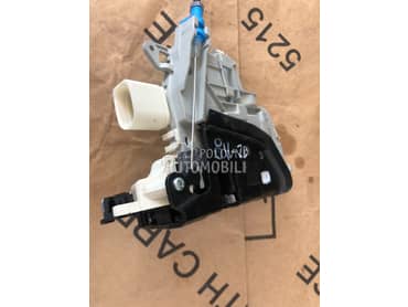 Zadnja desna brava u vratima za Audi A3 od 2013. do 2019. god.