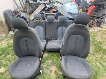 Kompletan enterijer za Fiat Bravo od 2004. do 2012. god.