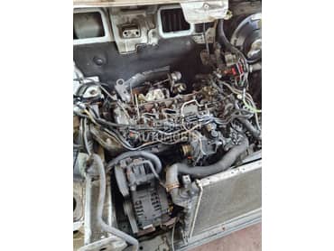 Motor reno trafik 2.0 dci