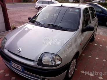 Renault Clio -  kompletan auto u delovima
