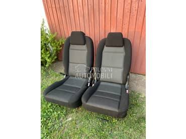 6 i 7 sediste 307 iznajmljivan za Peugeot 307