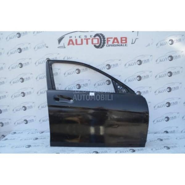 Prednja desna vrata W204