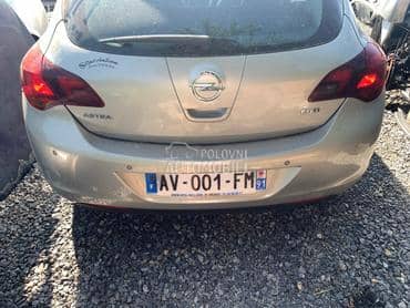 Gepek staklo za Opel Astra J od 2009. do 2015. god.