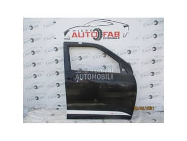 Prednja desna vrata za Suzuki Swift od 2004. do 2010. god.