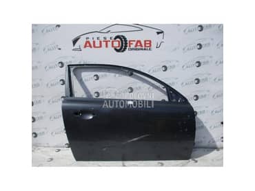 Prednja desna vrata za Volvo C30 od 2006. do 2013. god.