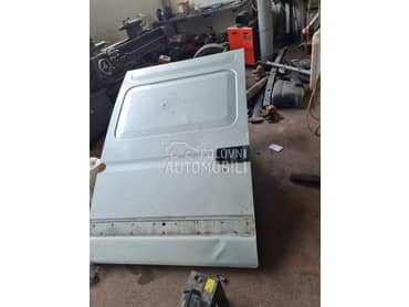 Zadnja vrata reno master