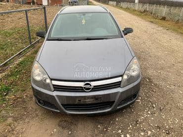 prednji branik za Opel Astra H od 2004. do 2012. god.