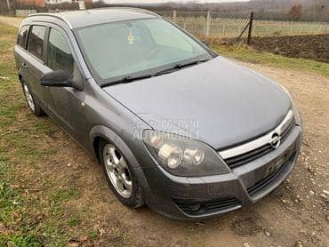 Desna vrata za Opel Astra H od 2004. do 2012. god.