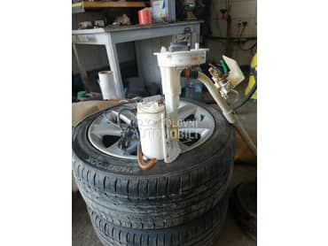 benzinska pumpa za Audi A4 od 2001. do 2004. god.