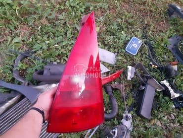 stop svetlo za Citroen C3 od 2002. do 2008. god.