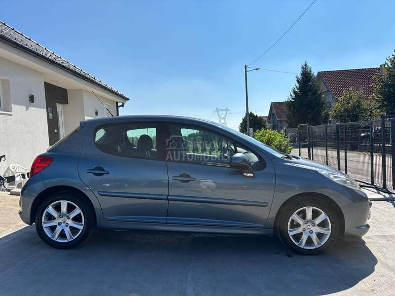 Peugeot 207 1.6 hdi sport