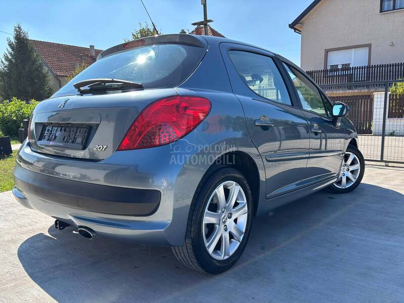 Peugeot 207 1.6 hdi sport