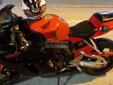 honda cbr 1000rr delovi