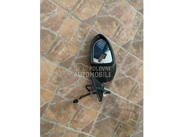 retrovizor za Volkswagen Golf 7 od 2013. do 2020. god.