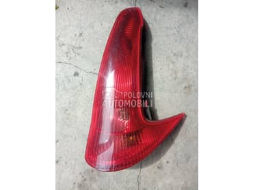 Desna lampa KARAVAN za Peugeot 206