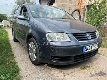 Krilo za Volkswagen Touran od 2004. do 2005. god.