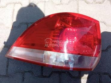 Leva lampa KARAVAN za Volkswagen Golf 5