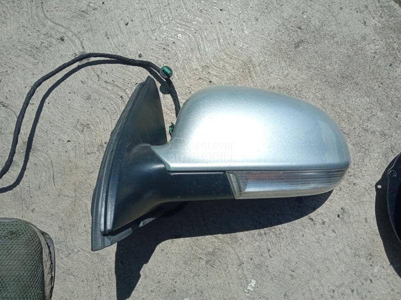 Levi retrovizor KARAVAN