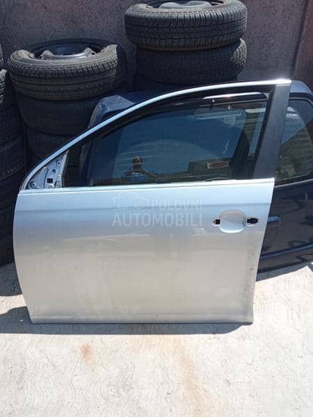 Prednja leva vrata KARAVAN