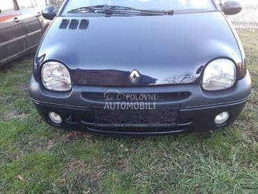 prednji branik za Renault Twingo od 2000. do 2005. god.