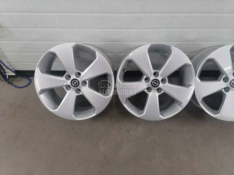 Aluminijumske felne senzori 17" 5 x 105