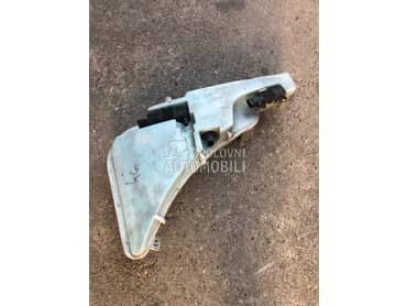 Posuda za tecnost brisaca za Audi A6 od 2011. do 2018. god.