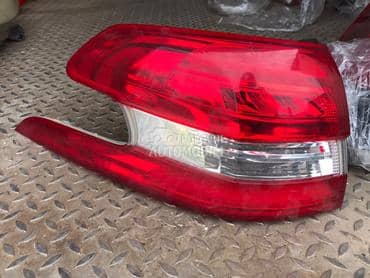 stop svetlo-stop lampa za Peugeot 308 od 2013. do 2017. god.