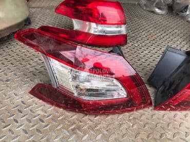 stop svetlo-stop lampa za Peugeot 308 od 2014. do 2019. god.