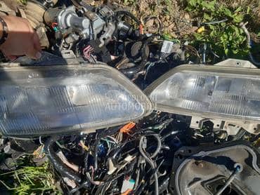 farovi za Renault Laguna od 1991. do 1998. god.