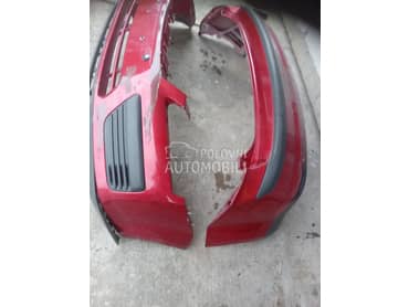 Branik za Ford Focus od 2007. do 2011. god.