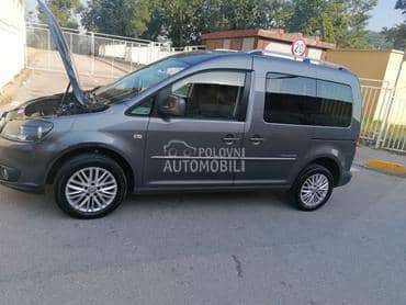 Volkswagen Caddy Delovi 2015. god. -  kompletan auto u delovima