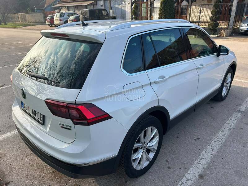 Volkswagen Tiguan 4x4 DSG VIRTUAL LED