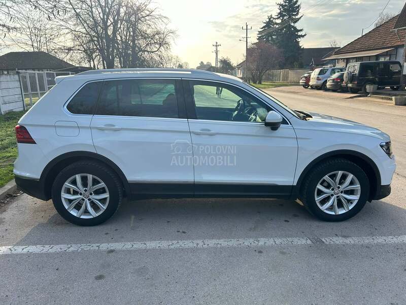 Volkswagen Tiguan 4x4 DSG VIRTUAL LED