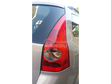 Desno stop svetlo karavan za Renault Megane