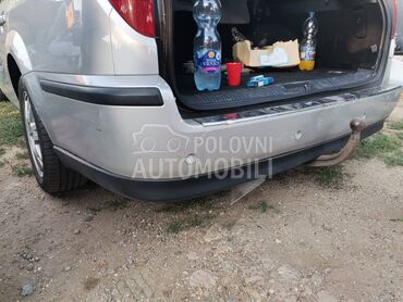 zadnji branik sa senzorima za Ford Mondeo od 2001. do 2006. god.