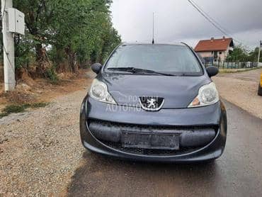 Peugeot 107 2008. god. -  kompletan auto u delovima