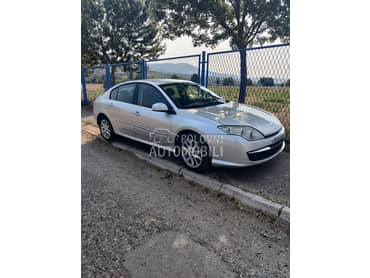 Renault Laguna -  kompletan auto u delovima