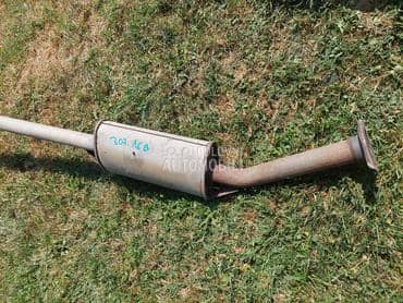 srednju lonac za Peugeot 307 od 2000. do 2005. god.