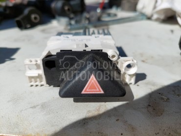 Prekdiač sva 4 zmigavca za Ford Focus od 2000. do 2004. god.